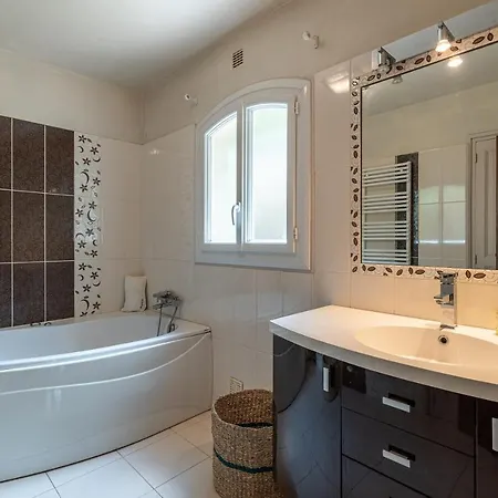 Ferienhaus L'orangeraie - Maison Avec Vue Pour 12 Voyageurs *