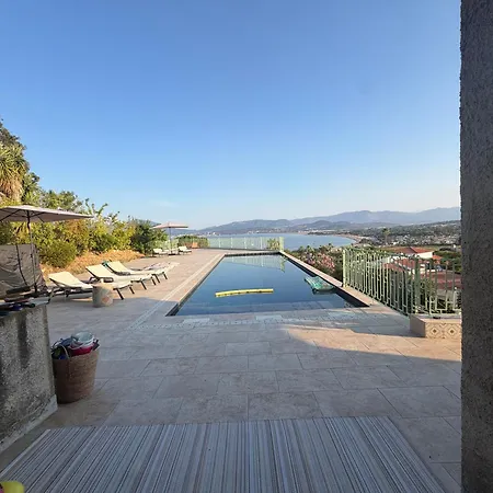 Holiday home L'orangeraie - Maison Avec Vue Pour 12 Voyageurs *